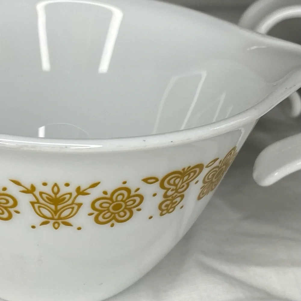 Vintage Corelle Butterfly Open Hook Cups | Set of 2